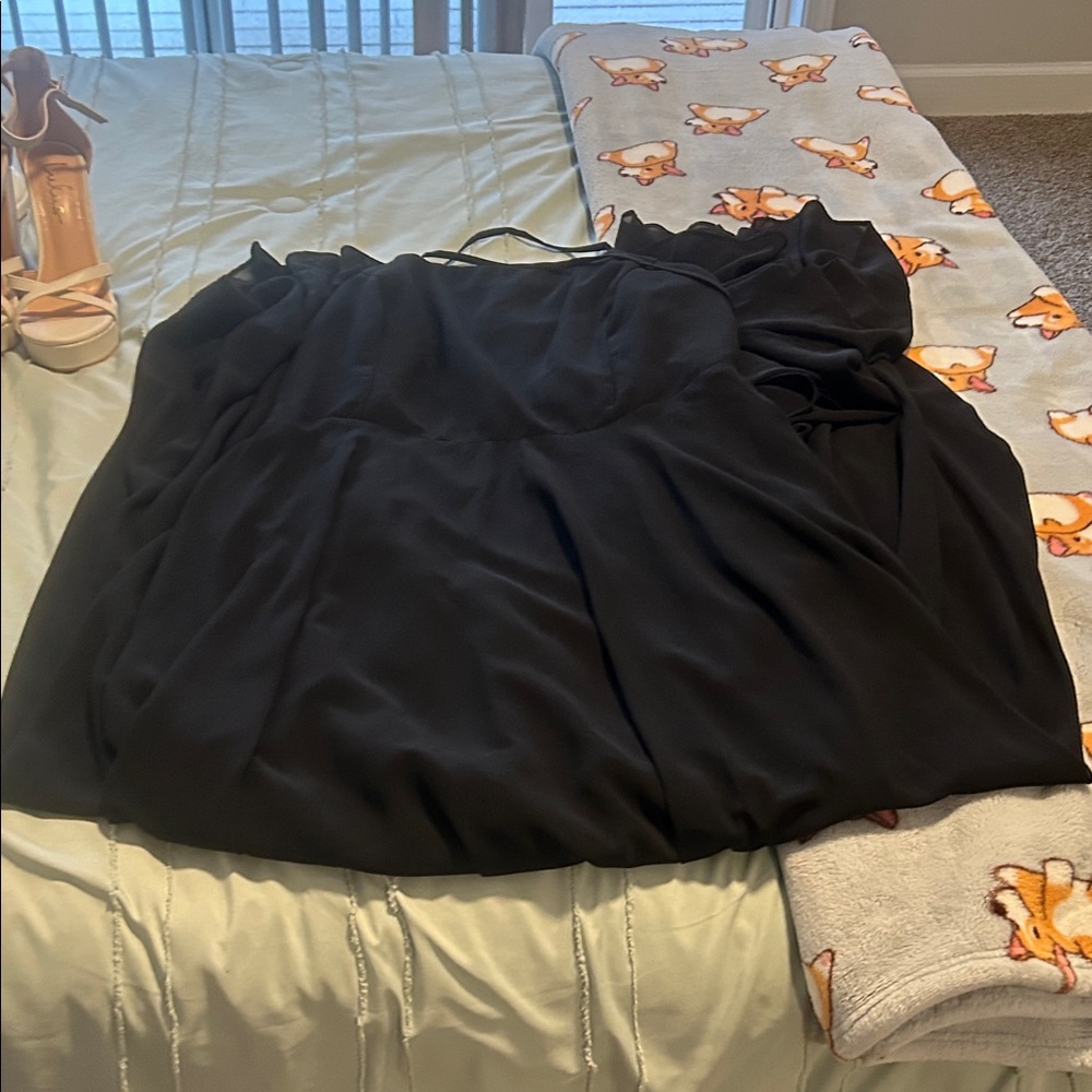 Lulu's Elegant Black Dress